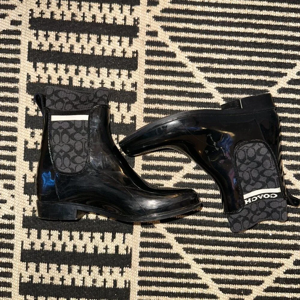 Coach Rivington Rain Bootie size‎ 6